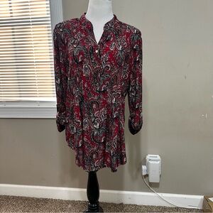 New direction women’s XL 3/4 button sleeve blouse, V-neck red‎ Paisley color